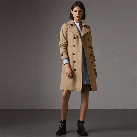 burberry sandringham trench womens|trench coat burberry original.